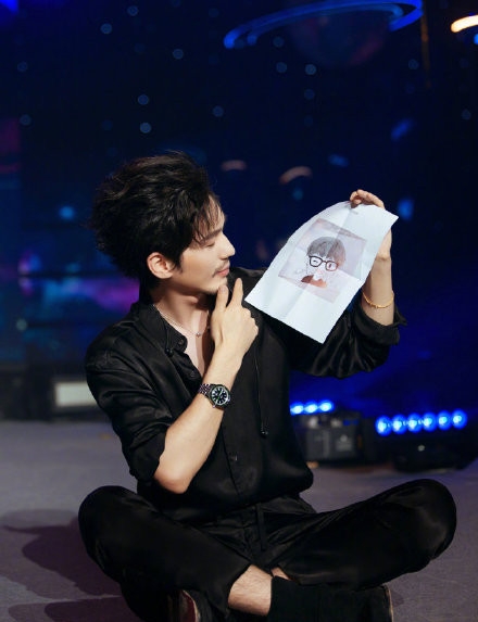 白宇生日会现场状况百出 主办方进行道歉