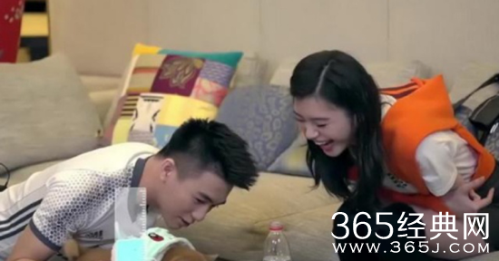 奚梦瑶被爆怀孕了？何猷君微博澄清还原与空姐对话