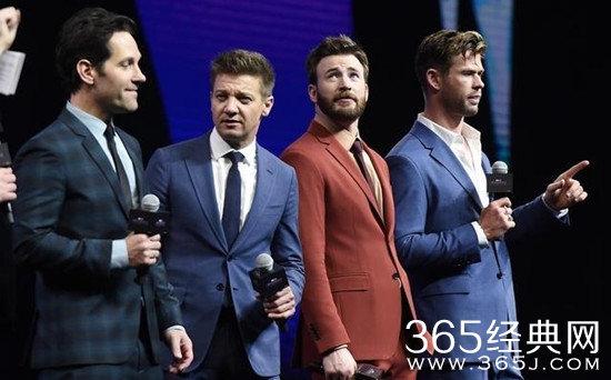 《复仇者联盟4》主创现身上海 大秀中文好圈粉