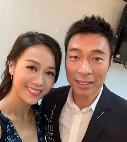 男港星爆许志安曾承诺离婚 声称没人替黄心颖讲公道说话