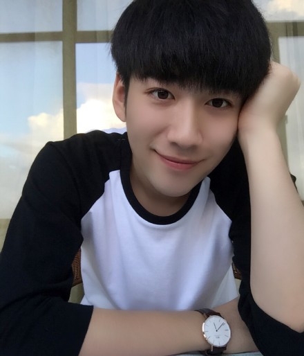 《创造营2019》丰楚轩狂圈粉 吃一记安利