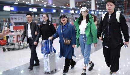 杜海涛沈梦辰好事将近？有知情人士爆料两人已于国外拍完婚纱照