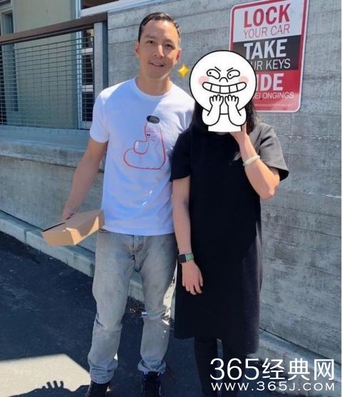 吴彦祖近照曝光 发际线堪忧引调侃