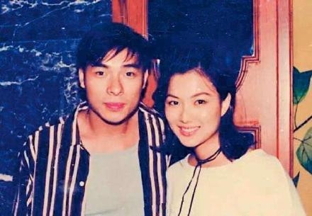 媒体曝郑秀文花钱雇司机 偷拍许志安黄心颖亲热视频