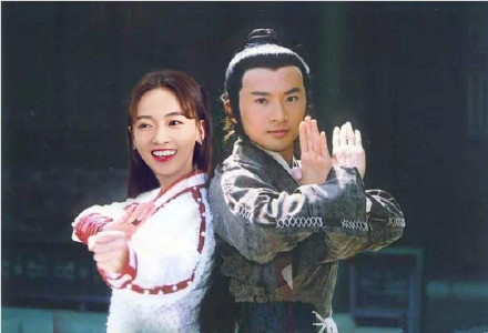 吴谨言倚天屠龙记中想演赵敏 喊话苏有朋：我档期OK，您呢