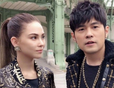 周杰伦自曝行程 喊话网友：遇到的话可来合照