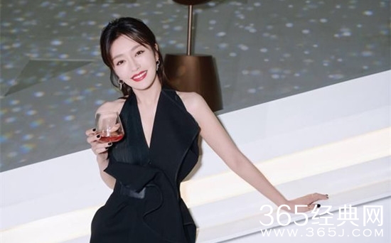 秦岚透露感情空白 不担心和高以翔传绯闻