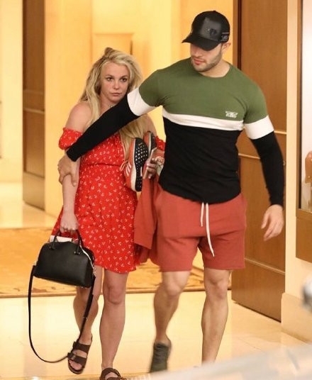 布兰妮离开康复中心后状态好 生活已回归正轨