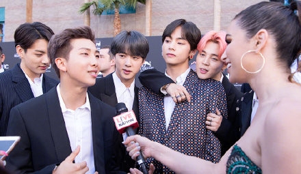 防弹少年团获公告牌最佳组合 连续3年蝉联社交奖