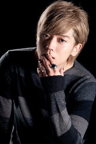 毕书尽大方承认恋情：对方不是圈内人希望给一些空间