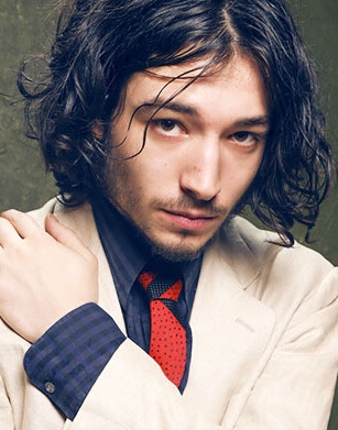 Met Gala红毯群星斗艳 Ezra Miller七眼造型堪称最佳