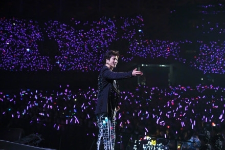 李靓蕾网上撒娇索吻 王力宏甜蜜回应