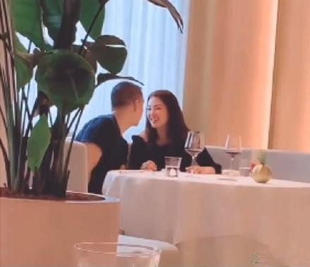 张雨绮张钱豪同居？前夫袁巴元曾爆料二人刚认识就开房