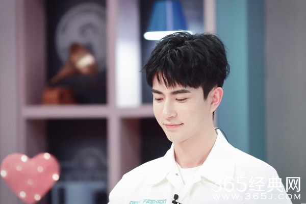 高甜综艺《喜欢你，我也是》热播中 于朦胧总结式发言惹爆笑