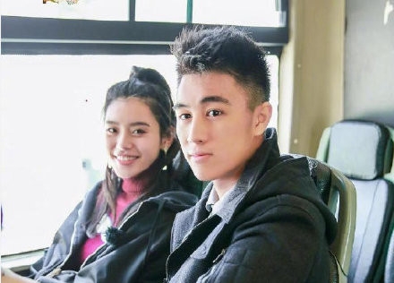 何猷君或将向奚梦瑶求婚 现场布置图曝光