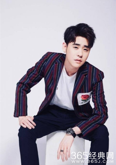 张云雷调侃汶川地震反省 网友评价：德艺双馨 德在艺前