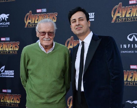 漫威之父斯坦·李的生活被前经纪人操控？正式以五项虐待老人罪名被起诉