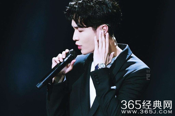 张艺兴即将举办个人演唱会！上海首站开唱