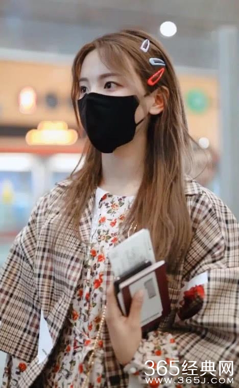 杨超越呼吁不要打扰家人 希望无关人士不要打扰家人