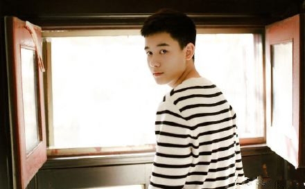 胡先煦被曝与女友刁卓分手 两人去年9月公开恋情