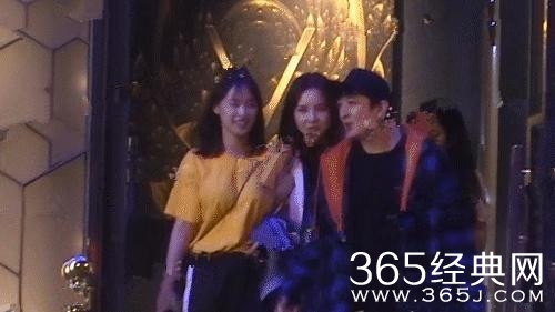 王思聪游台北房祖名作伴 疑似交了新女友