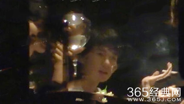 北京控烟协会回应王源抽烟:希望正视错误接受处罚