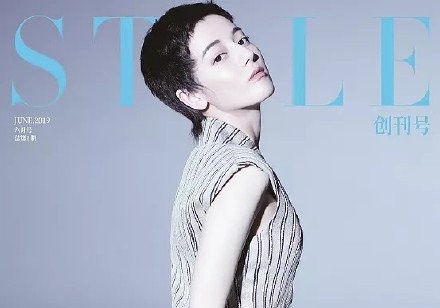 迪丽热巴挑战寸头造型 颜值在线英气十足