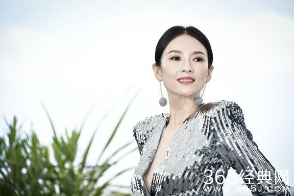 章子怡谈王家卫落泪：他让我得到12座奖杯 是一生重要朋友