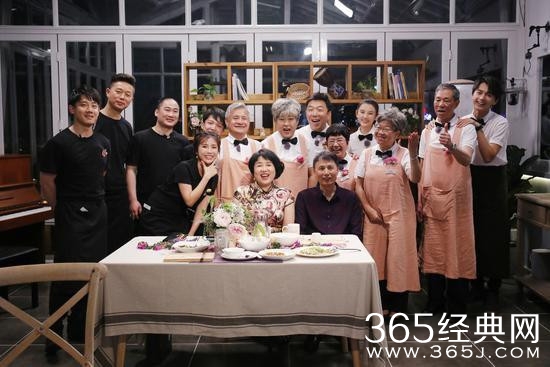 黄渤《忘不了餐厅》邂逅催泪爱情 深情演唱主题曲