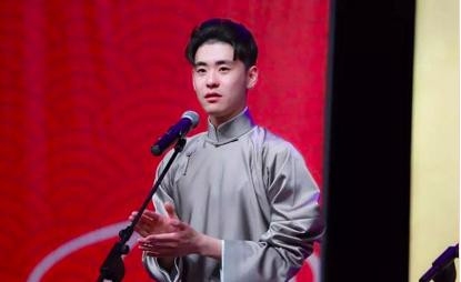 又被扒出黑料？曝张云雷和黄牛一起吃饭