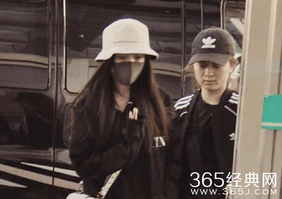 小糯米五岁生日 杨幂低调回港为小糯米庆生