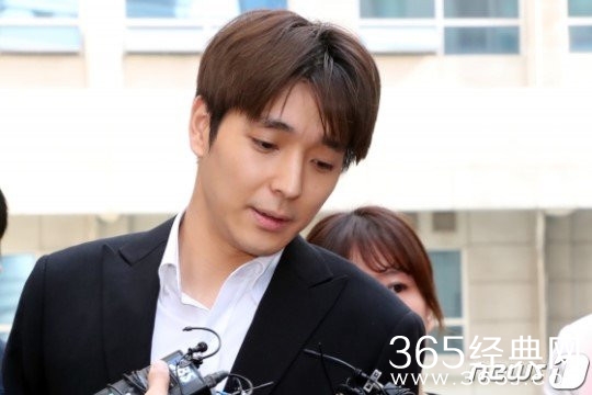 事件更新 韩国检方对崔钟训提出拘留起诉