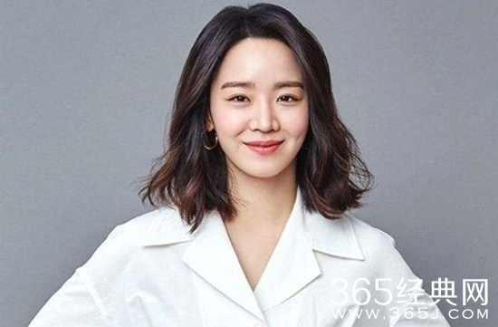 《仅此一次的爱情》女主李妍书及饰演者介绍