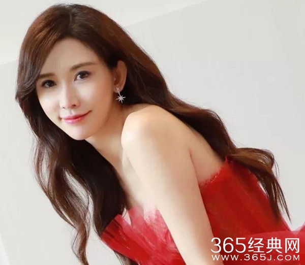 林志玲爱情婚姻观 永远憧憬爱情