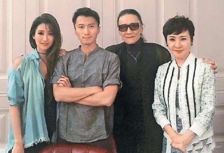 谢婷婷未婚生女 港媒曝谢霆锋与妹妹冷战数月