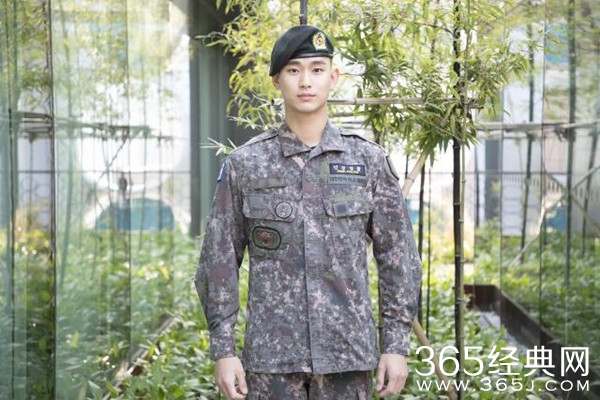 金秀贤将于7月1日退伍 退伍后身价或仍为男艺人最高