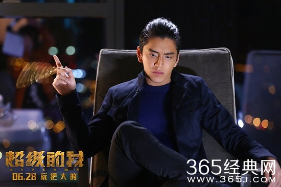 《超级的我》王大陆颠覆出演  演绎开挂人生