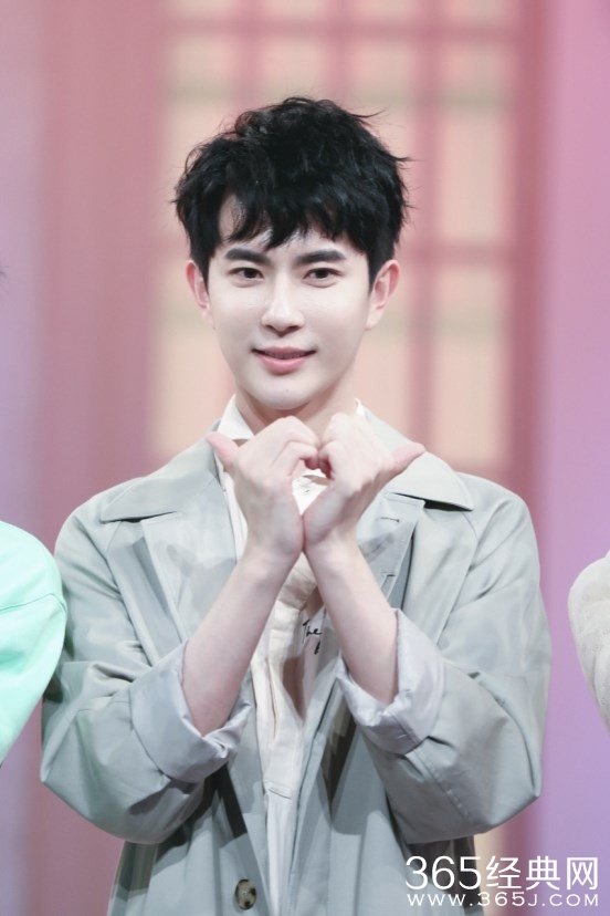 《喜欢你我也是》于朦胧自爆曾独自做手术令人心疼