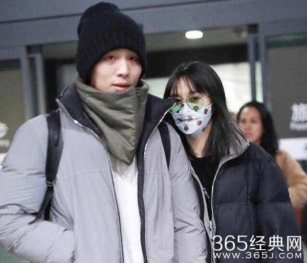 郑爽回应秀恩爱粉丝脱粉：不爱看没人逼着你