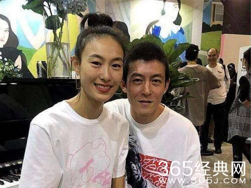 陈冠希在机场与人起冲突 扮鬼脸爆粗骂人