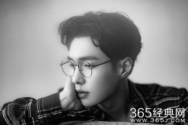 百度知道就“嘲羊群众”词条向张艺兴道歉