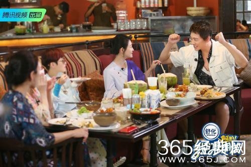 《我们是真正的朋友》小S节目中被信怼哭