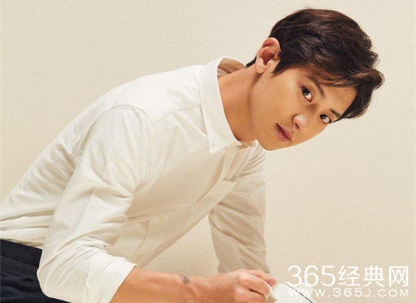 EXO成员朴灿烈 向警方举报中国私生饭