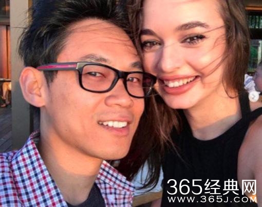 华裔导演温子仁宣布订婚 与女友相识14年