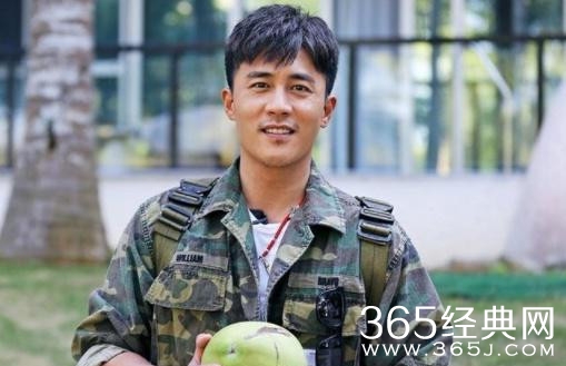 杜淳被曝将在国庆结婚？与女友低调现身看电影