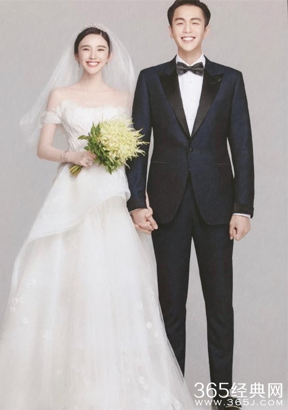 好甜！张若昀唐艺昕甜蜜婚纱照曝光