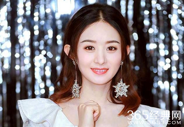 赵丽颖产后首发照片 疑似要复出？