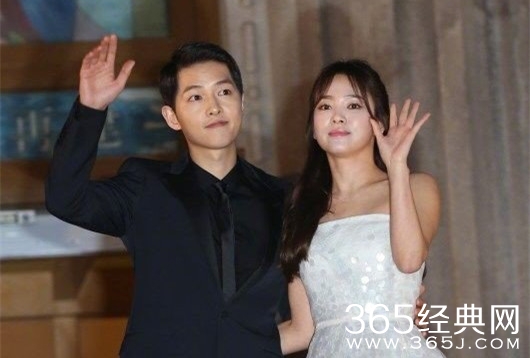 双宋离婚 宋仲基在离婚申请当日观看话剧