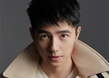 中戏回应刘昊然延期毕业 曾申请自主创业