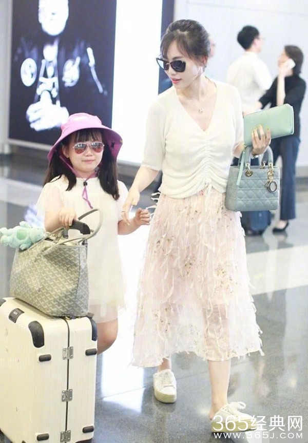 王宝强母亲过世 马蓉未让孩子参加奶奶的葬礼